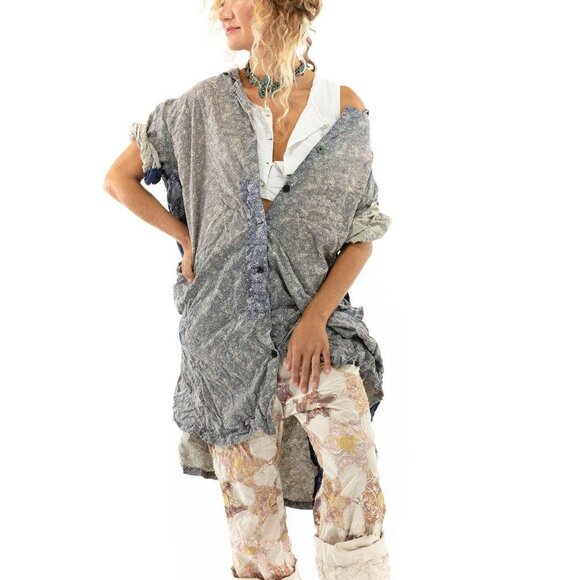 Magnolia Pearl Dresses & Skirts - Magnolia Pearl JOHANNA Blue Floral Patched Smock Dress Cover Up